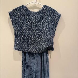Gorgeous Zara holiday dress. Size 6.